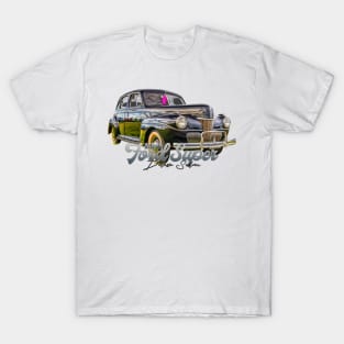 1941 Ford Super DeLuxe Sedan T-Shirt